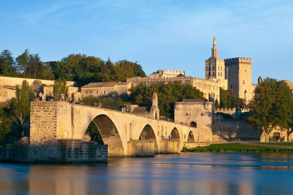 Camille - Charmant T2 Moderne Et Calme Châteaurenard Kültér fotó